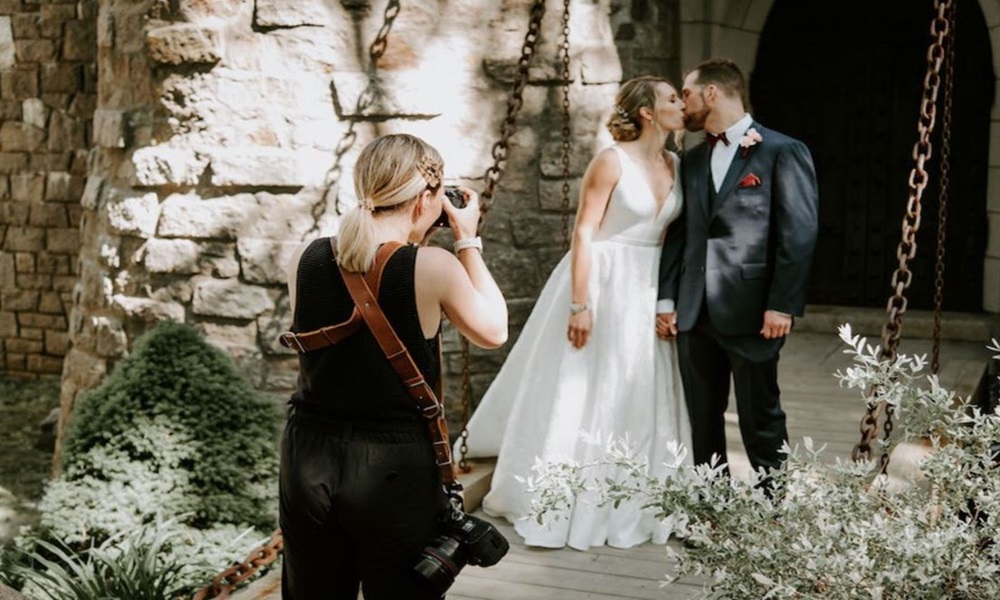 Aesthetic and artistic professional wedding photography